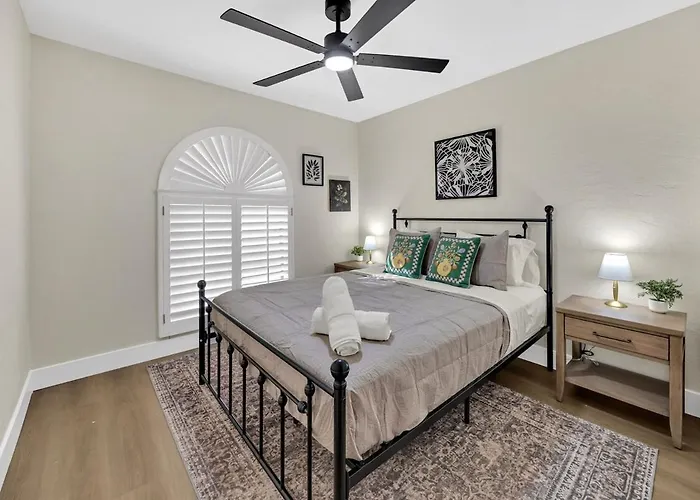 New 4br Oasis, Pool, Hot Tub, Golf & B-ball Court